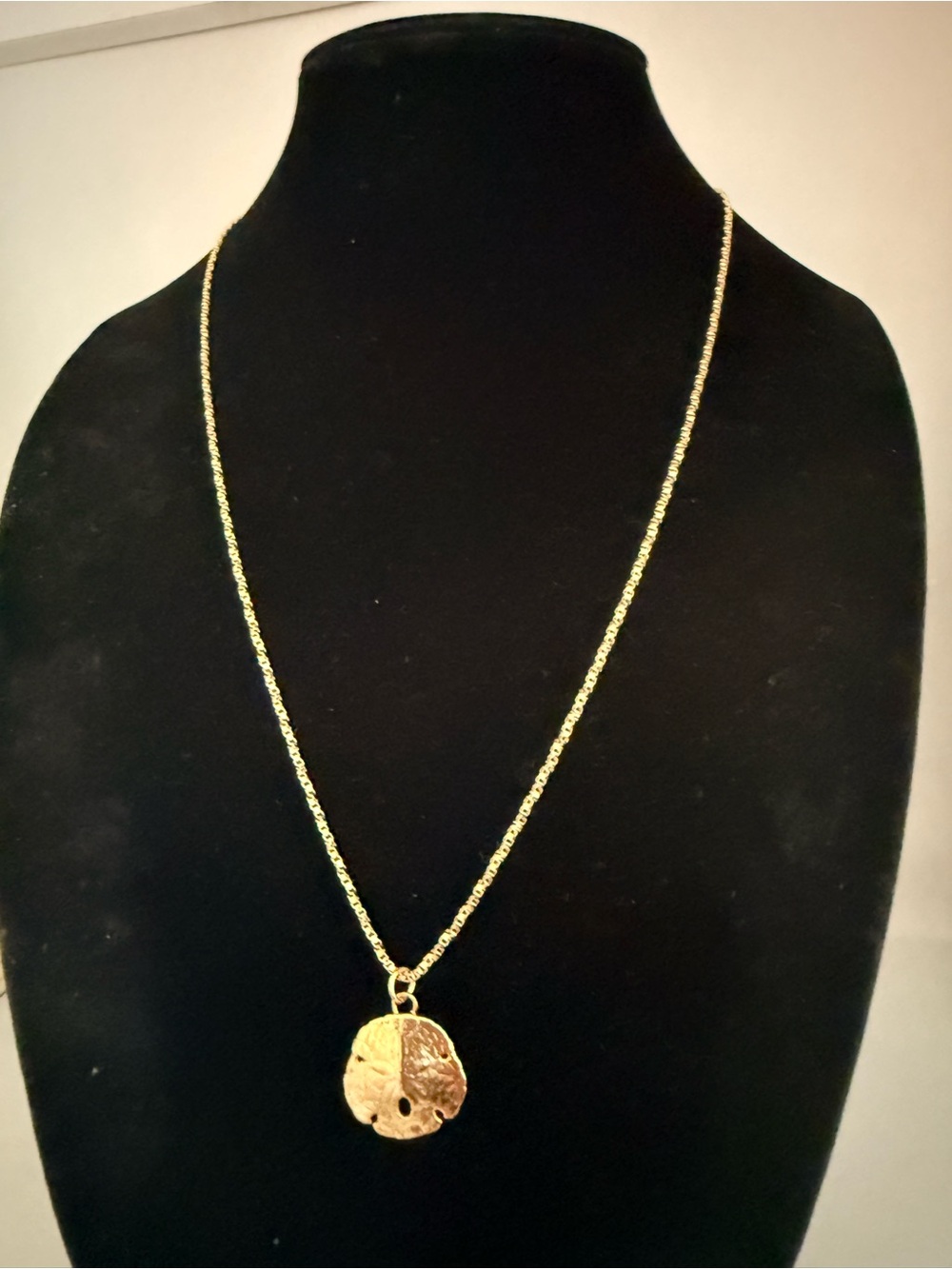 24k Gold bonded necklace with Sand Dollar Pendant Necklace